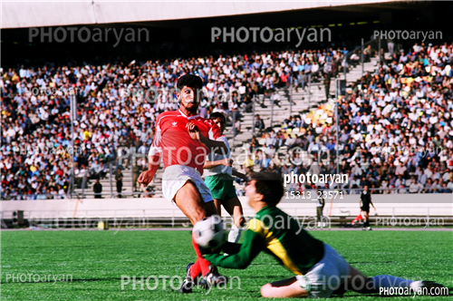 بازیکنان دهه های مختلف فوتبال ایران 2-مجتبی محرمی,