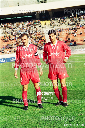 بازیکنان دهه های مختلف فوتبال ایران 2-مهدی تارتار,مارکار اقاجانیان,