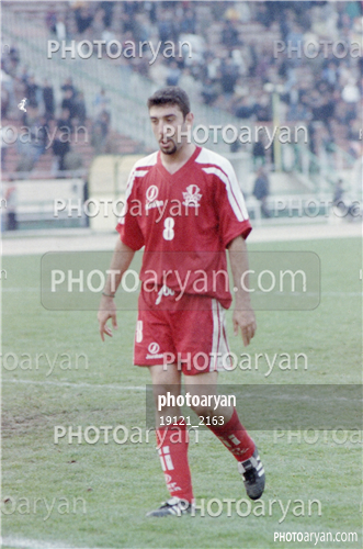 بازیکنان دهه های مختلف فوتبال ایران 3-علی انصاریان,