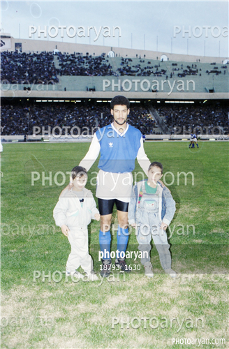 بازیکنان دهه های مختلف فوتبال ایران 3-عباس سرخاب,