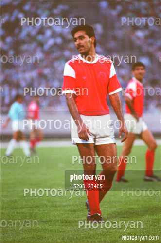 بازیکنان دهه های مختلف فوتبال ایران 2-کریم باوی,