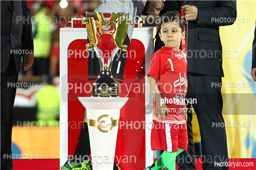 جشن قهرمانی تیم فوتبال پرسپولیس 96/01/30-طاها بیرانوند,