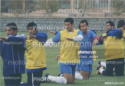 بازیکنان دهه های مختلف فوتبال ایران 40-علیرضا نیکبخت واحدی,علی دایی  Ali Daei,یحیی گل محمدی,علی سامره,پیروز قربانی,
