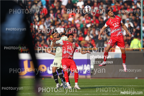 پرسپولیس  2-تراکتور  0    (1403/11/07)-