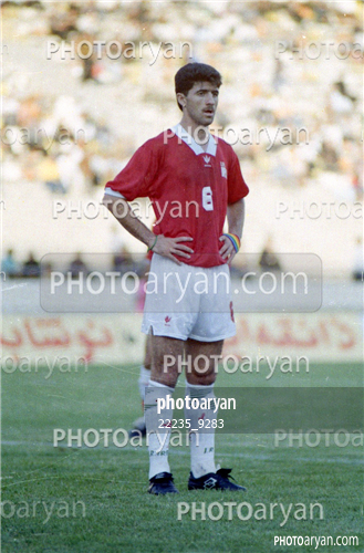 بازیکنان دهه های مختلف فوتبال ایران 8-کریم باقری,