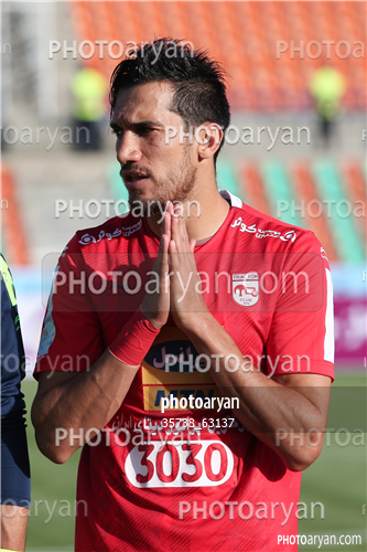 پیکان 2-تراکتورسازی تبریز 1 (96/07/27)-فرزاد حاتمی,