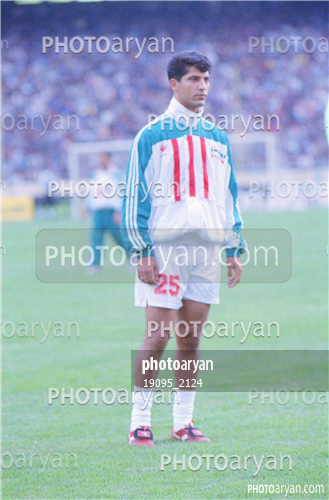 بازیکنان دهه های مختلف فوتبال ایران 3-مهرداد میناوند,