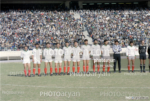 عکس های تیم پرسپولیس دهه 60-رحیم یوسفی,محسن عاشوریَ,مجتبی محرمی,مرتضی فنونی زاده,محمد پنجعلی,حسین عبدی,حسن شیر محمدی,وحید قلیچ,رضا عابدیان,فریبرز مرادی,عباس کارگر,