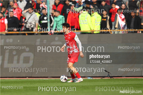 پرسپولیس  2-تراکتور  0    (1403/11/07)-