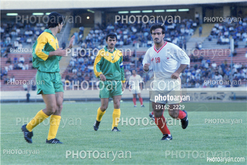 بازیکنان دهه های مختلف فوتبال ایران 3-سیروس دین محمدی,