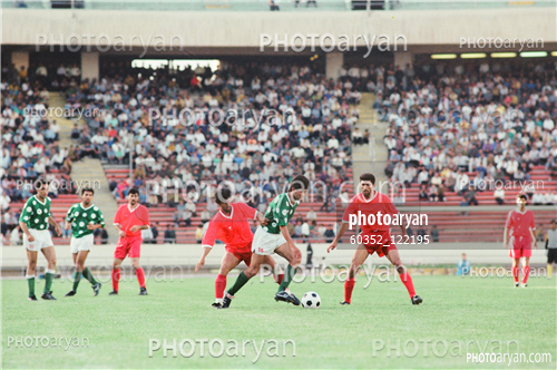 بازیکنان دهه های مختلف فوتبال ایران 16-سعید نعیم آبادی,حسن شیر محمدی,حمید استیلی,آرش نوآموز,