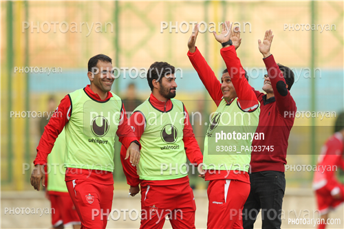 پرسپولیس 2-استقلال  0 (98/08/17)-محمد برزگر,