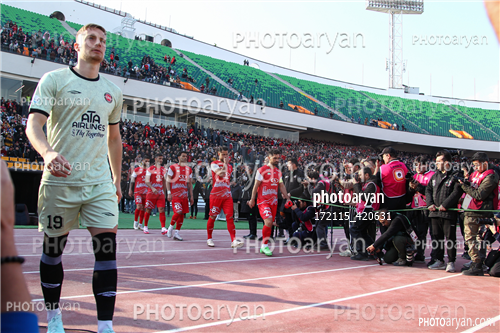 پرسپولیس  2-تراکتور  0    (1403/11/07)-