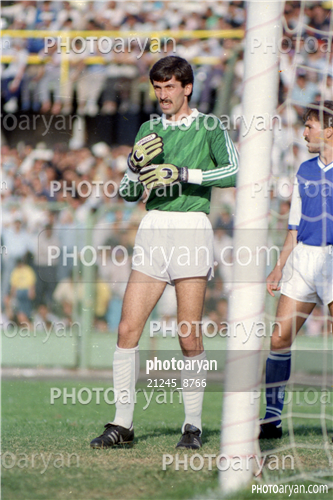 بازیکنان دهه های مختلف فوتبال ایران 5-سعید عزیزیان,