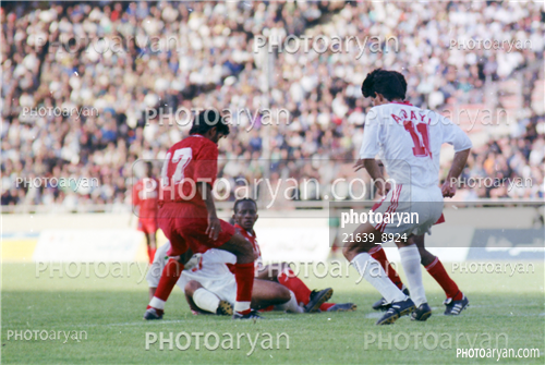 بازیکنان دهه های مختلف فوتبال ایران 6-علی دایی  Ali Daei,