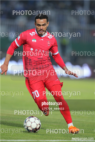 پرسپولیس 0-استقلال  0  (1404/09/14)-