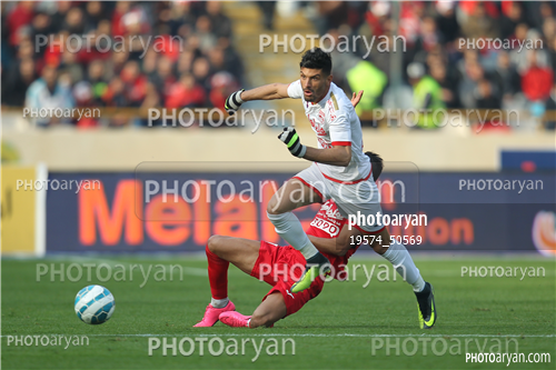 پرسپولیس 3- تراکتورسازی تبریز‎ (95/11/17)0-سعید آقایی,