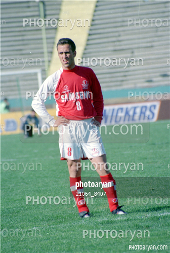 بازیکنان دهه های مختلف فوتبال ایران 4-علی کریمی Ali Karimi,