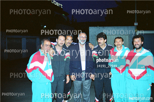 بازیکنان دهه های مختلف فوتبال ایران 1-حمید درخشان,مجید نامجو مطلق,محمد خاکپور,نادر محمدخانی,محمد مایلی کهن,مهدی اربابی,