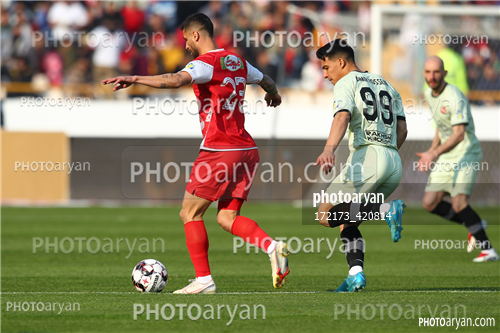 پرسپولیس  2-تراکتور  0    (1403/11/07)-