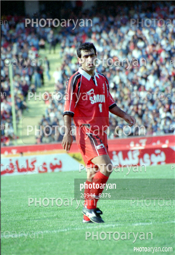 بازیکنان دهه های مختلف فوتبال ایران 4-هادی مهدوی کیا,