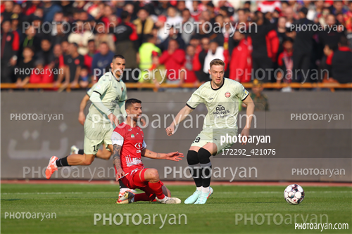 پرسپولیس  2-تراکتور  0    (1403/11/07)-