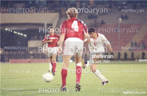 بازیکنان دهه های مختلف فوتبال ایران 9-فرشاد پیوس  Farshad Pious,