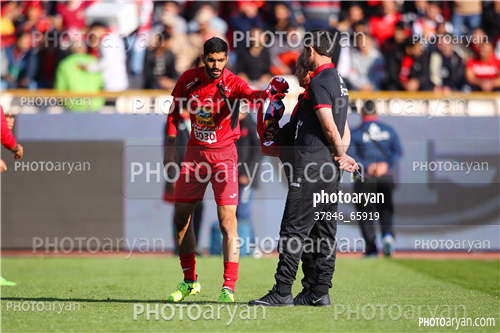 پرسپولیس 4 -ذوب آهن اصفهان 0 (96/09/10)-محمد انصاری,کریم باقری,