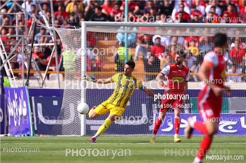 پرسپولیس 1-استقلال 0 (1402/02/03)-