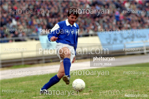 بازیکنان دهه های مختلف فوتبال ایران 5-جواد زرینچه,