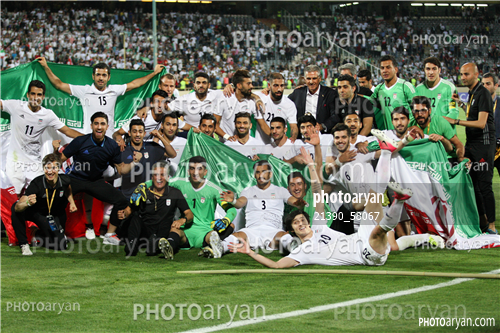 تیم ملی ایران 2-تیم ملی ازبکستان 96/03/22-احسان حاج صفی,علیرضا بیرانوند,رامین رضائیان,حسین ماهینی,وحید امیری,مهدی ترابی,عزت اله پور غاز,علی کریمی Ali Karimi,سعید عزت الهی,رضا قوچان نژاد,علیرضا جهانبخش Alireza Jahanbakhsh,میلاد محمدی,کارلوس کی روش,سردار آزمون,محمدرضا اخباری,سعید آقایی,اشکان دژاگه,حامد لک,کریم انصاری فر,