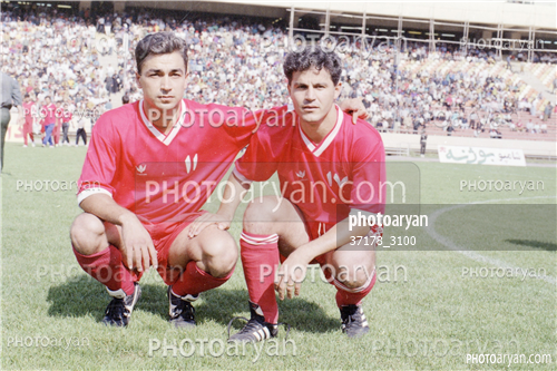 بازیکنان دهه های مختلف فوتبال ایران 11-فرشاد پیوس  Farshad Pious,محمود کلهر,