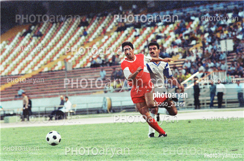 بازیکنان دهه های مختلف فوتبال ایران 2-ناصر محمدخانی,