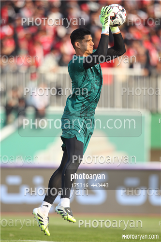 پرسپولیس 0-استقلال  0  (1404/09/14)-