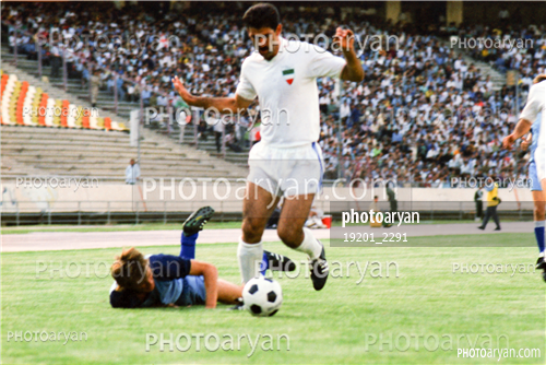 بازیکنان دهه های مختلف فوتبال ایران 3-مهدی فنونی زاده,