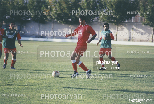 بازیکنان دهه های مختلف فوتبال ایران 38-