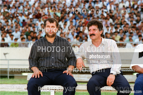 بازیکنان دهه های مختلف فوتبال ایران 3-منصور پورحیدری,علی پروین  Ali Parvin,