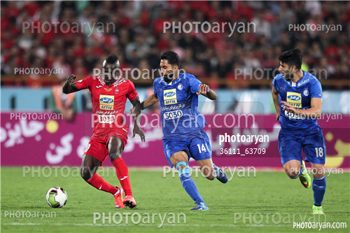 پرسپولیس 1 - استقلال 0  (96/08/04)-میلاد زکی پور,فرشید باقری,گادوین منشاGodwin Mensha,