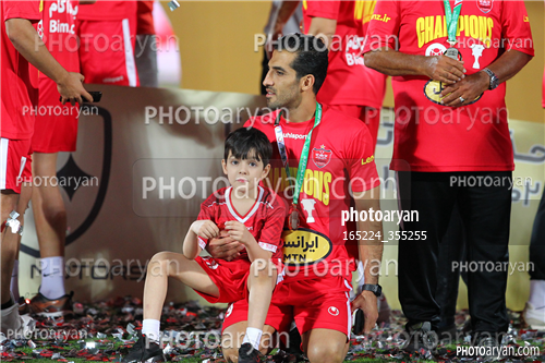 استقلال 1-پرسپولیس 2  (1402/03/10)-وحید امیری,