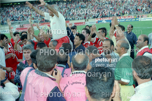 پیروزی 2-استقلال 1- 1378/04/20-حمید استیلی,