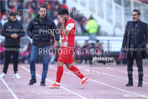 پرسپولیس  2-تراکتور  0    (1403/11/07)-افشین پیروانی,محمد خدا بنده لو,