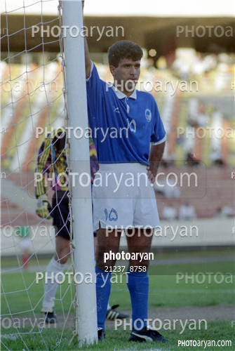 بازیکنان دهه های مختلف فوتبال ایران 5-قاسم سیانکی,