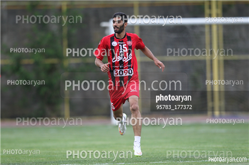 تمرین پرسپولیس در ورزشگاه درفشی فر 95/02/13-محمد انصاری,