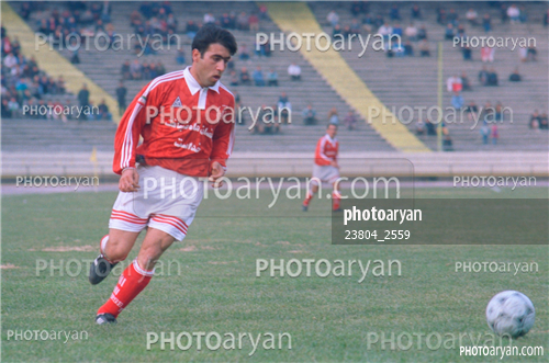 بازیکنان دهه های مختلف فوتبال ایران 10-مهدی مهدوی کیا,