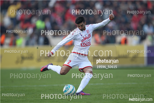 پرسپولیس 3- تراکتورسازی تبریز‎ (95/11/17)0-محمد ایران پوریان,