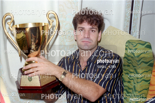 بازیکنان دهه های مختلف فوتبال ایران 15-رضا نعلچگر,