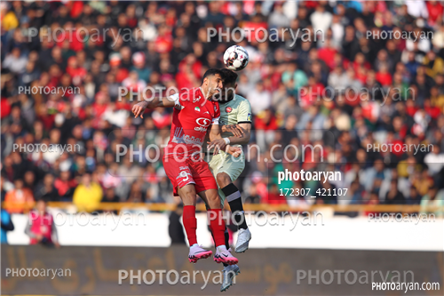 پرسپولیس  2-تراکتور  0    (1403/11/07)-