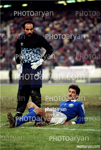 بازیکنان دهه های مختلف فوتبال ایران 11-عباس سرخاب,