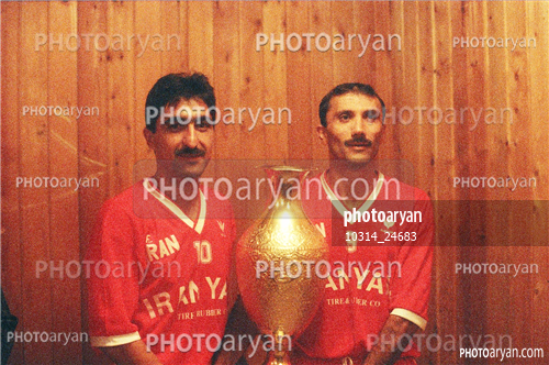 بازیکنان دهه های مختلف فوتبال ایران-حمید درخشان,محمد پنجعلی,