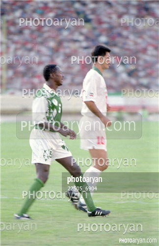 بازیکنان دهه های مختلف فوتبال ایران 8-علی دایی  Ali Daei,